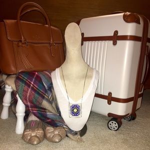 Beaded pendant necklace